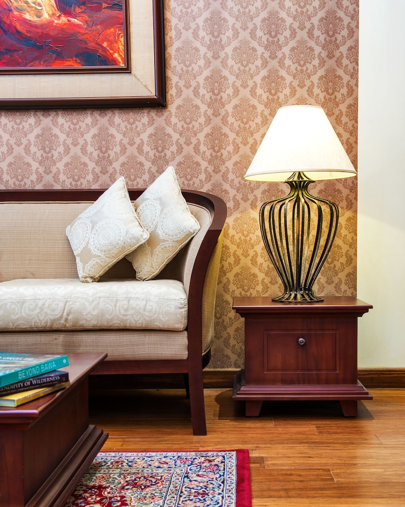 Uga Residence Colombo — view 4